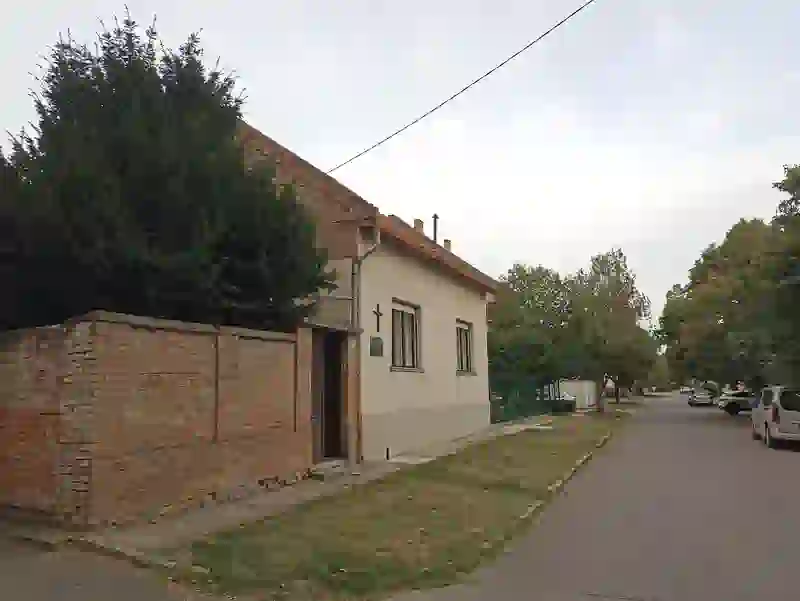 Dekoratív kép a gyülekezetről